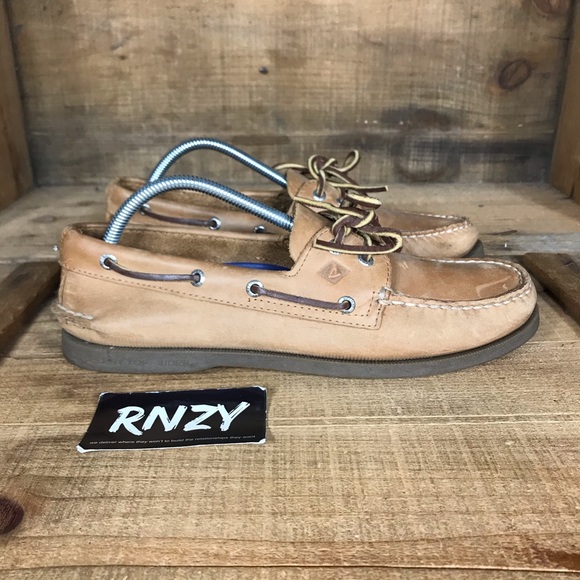 sperry narrow width